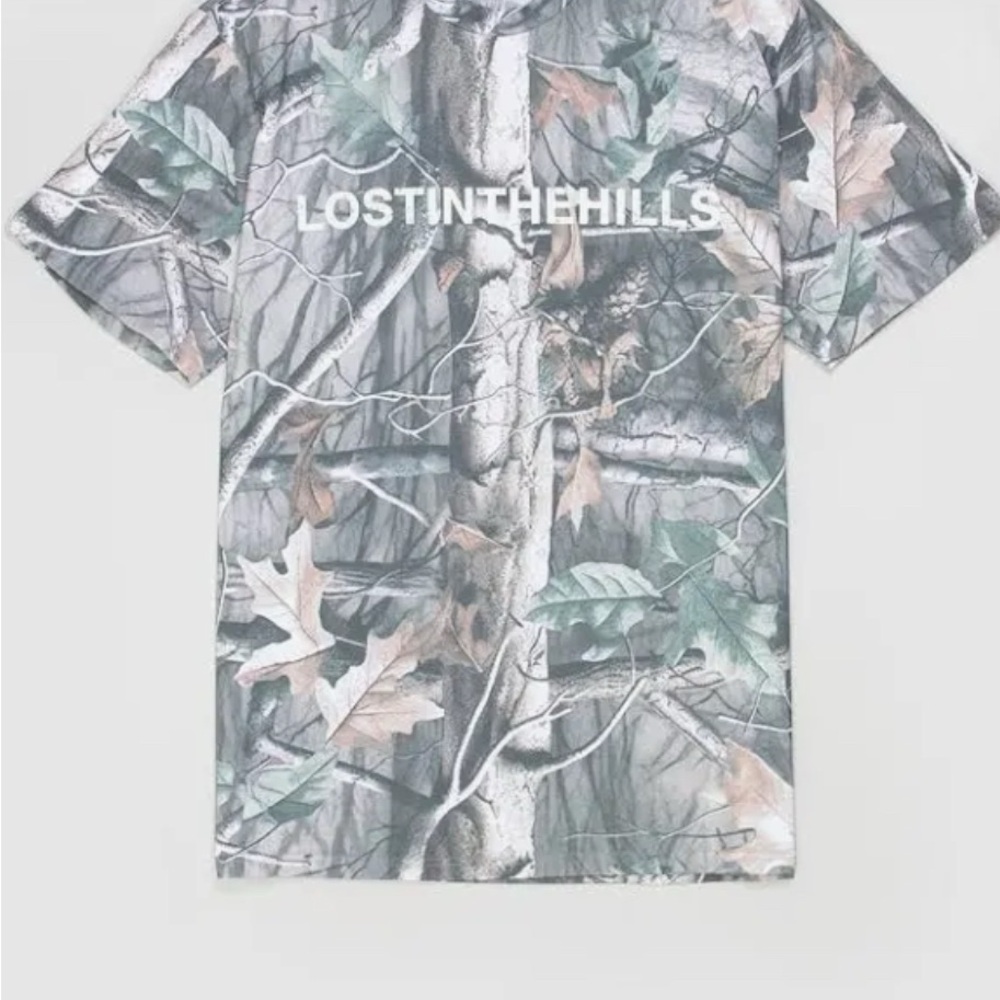 Lost Hills Camo shirt sleeve t-shirt NWT size M - Picture 2 of 5